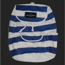 Mochila Abercombrie Mod.239303 Costo $500
